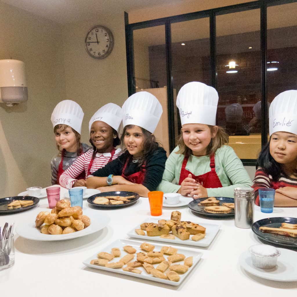 Cooking класс. Cooking class for Kids. Cooking with children. Children Cooking class. Cooking class with Kids.